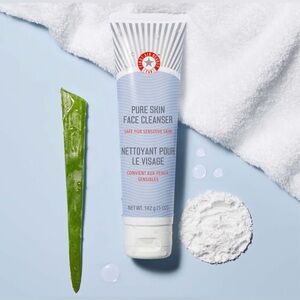 First Aid Beauty Pure Skin Face Cleanser
